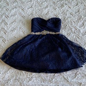 Semi formal strapless dress, size 1. Navy blue lace. Excellent cond. worn once!